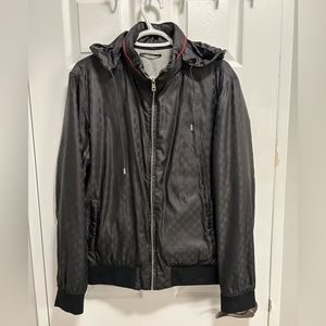 Gucci men’s black monogram GG windbreaker with hidden hood size Large
